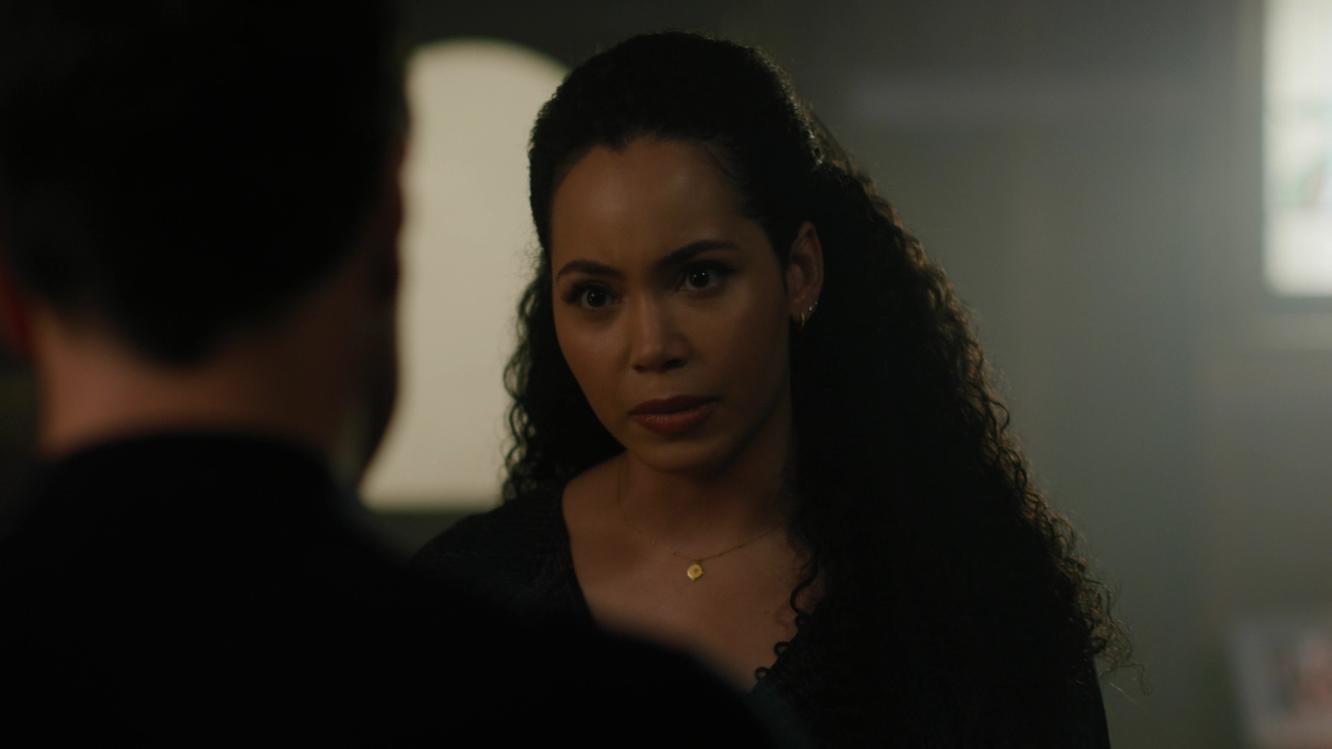 Charmed-Online-dot-nl_Charmed2x02SomeonesGoingToDie0657.jpg
