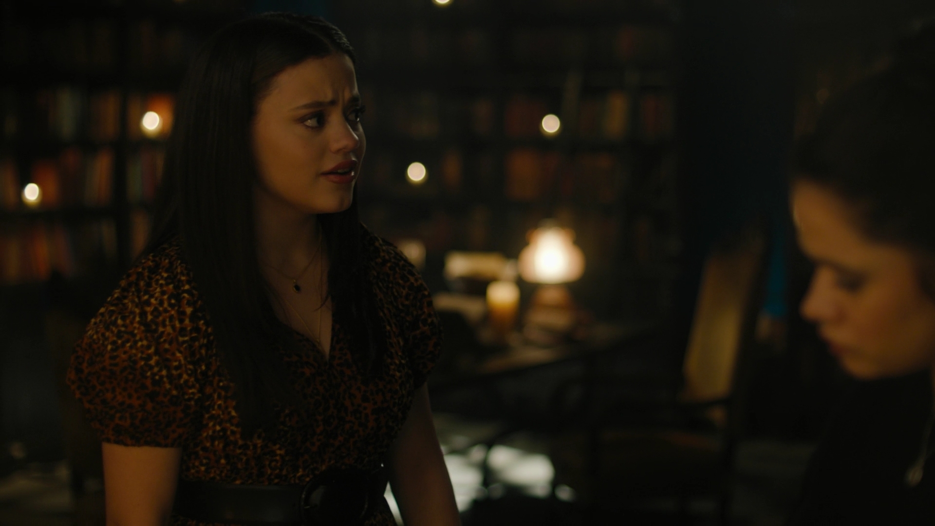 Charmed-Online-dot-nl_Charmed2x02SomeonesGoingToDie0848.jpg