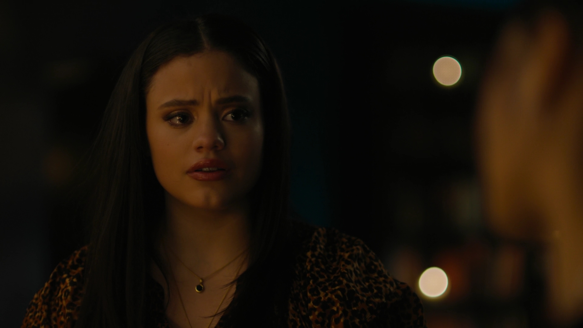 Charmed-Online-dot-nl_Charmed2x02SomeonesGoingToDie0888.jpg