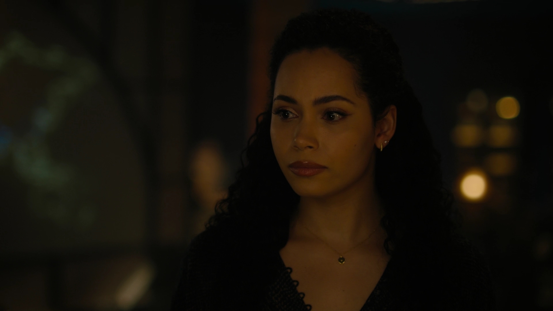 Charmed-Online-dot-nl_Charmed2x02SomeonesGoingToDie0898.jpg