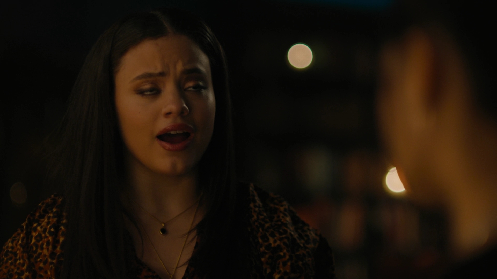 Charmed-Online-dot-nl_Charmed2x02SomeonesGoingToDie0900.jpg
