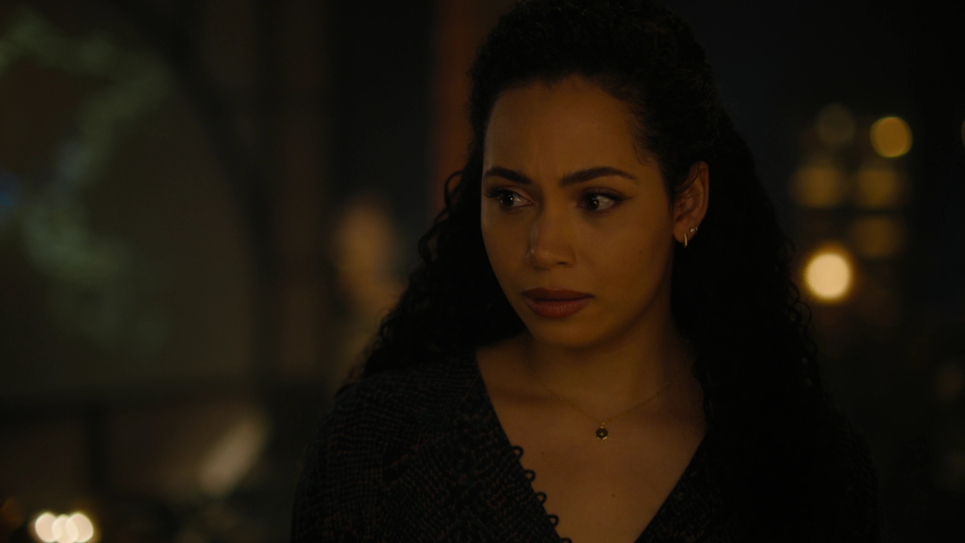 Charmed-Online-dot-nl_Charmed2x02SomeonesGoingToDie0911.jpg