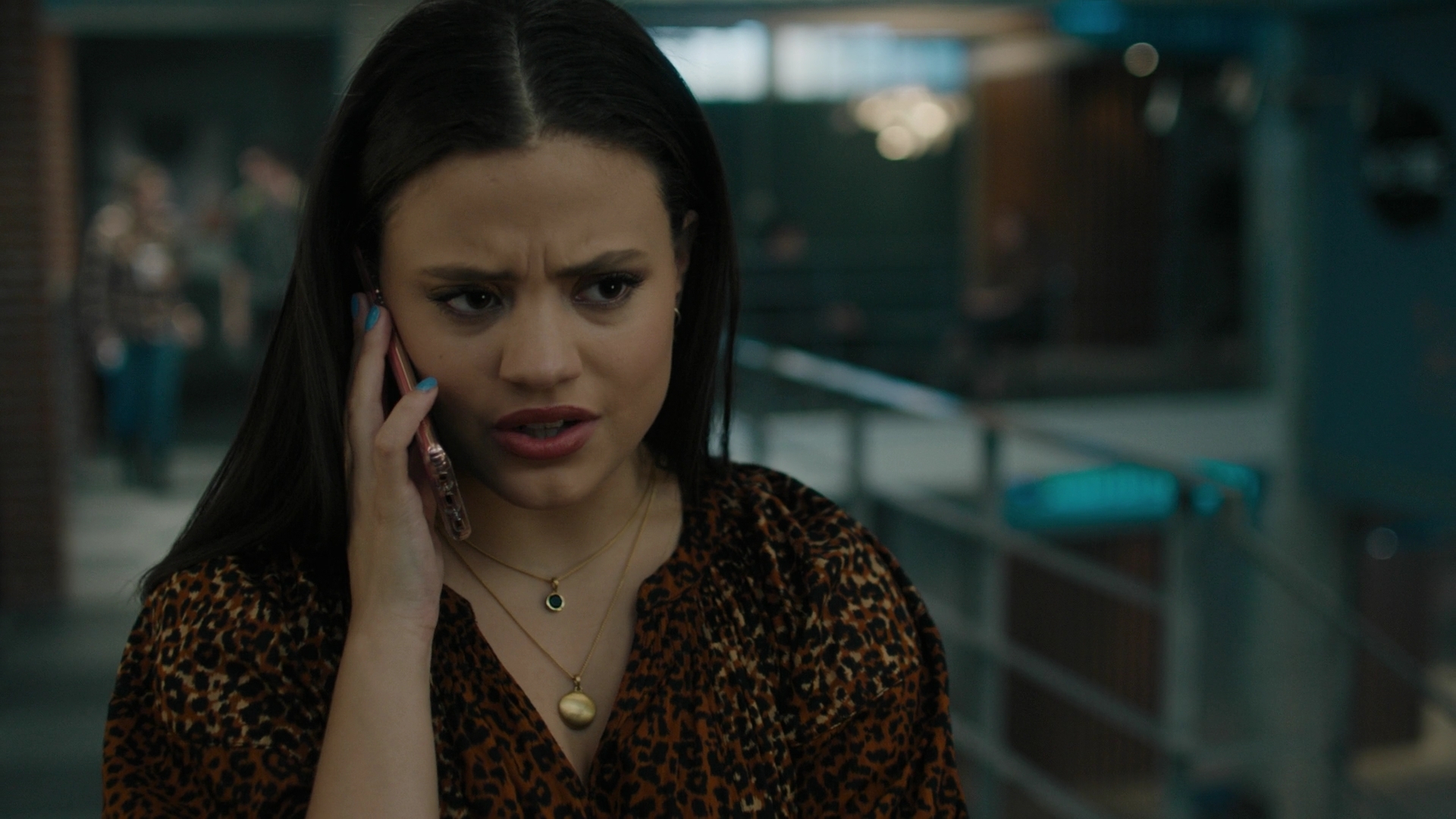 Charmed-Online-dot-nl_Charmed2x02SomeonesGoingToDie0992.jpg