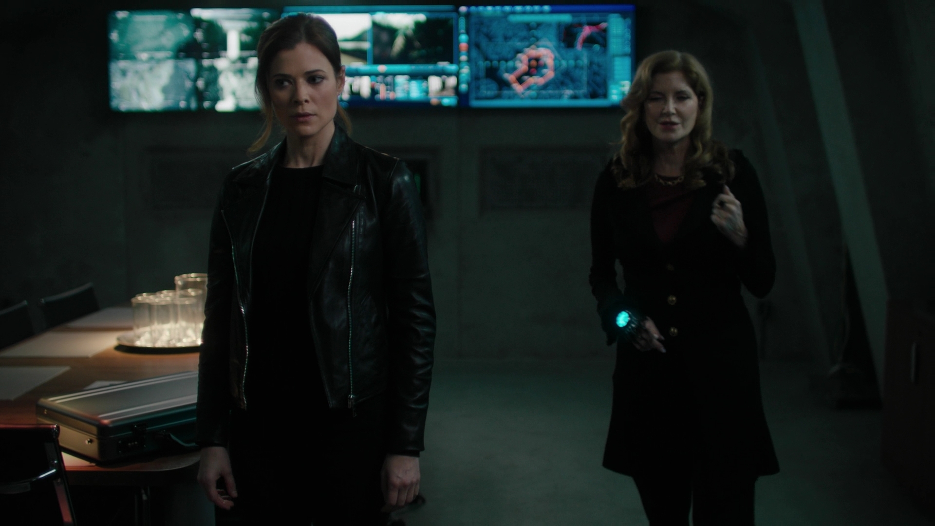 Charmed-Online-dot-nl_Charmed2x02SomeonesGoingToDie1151.jpg