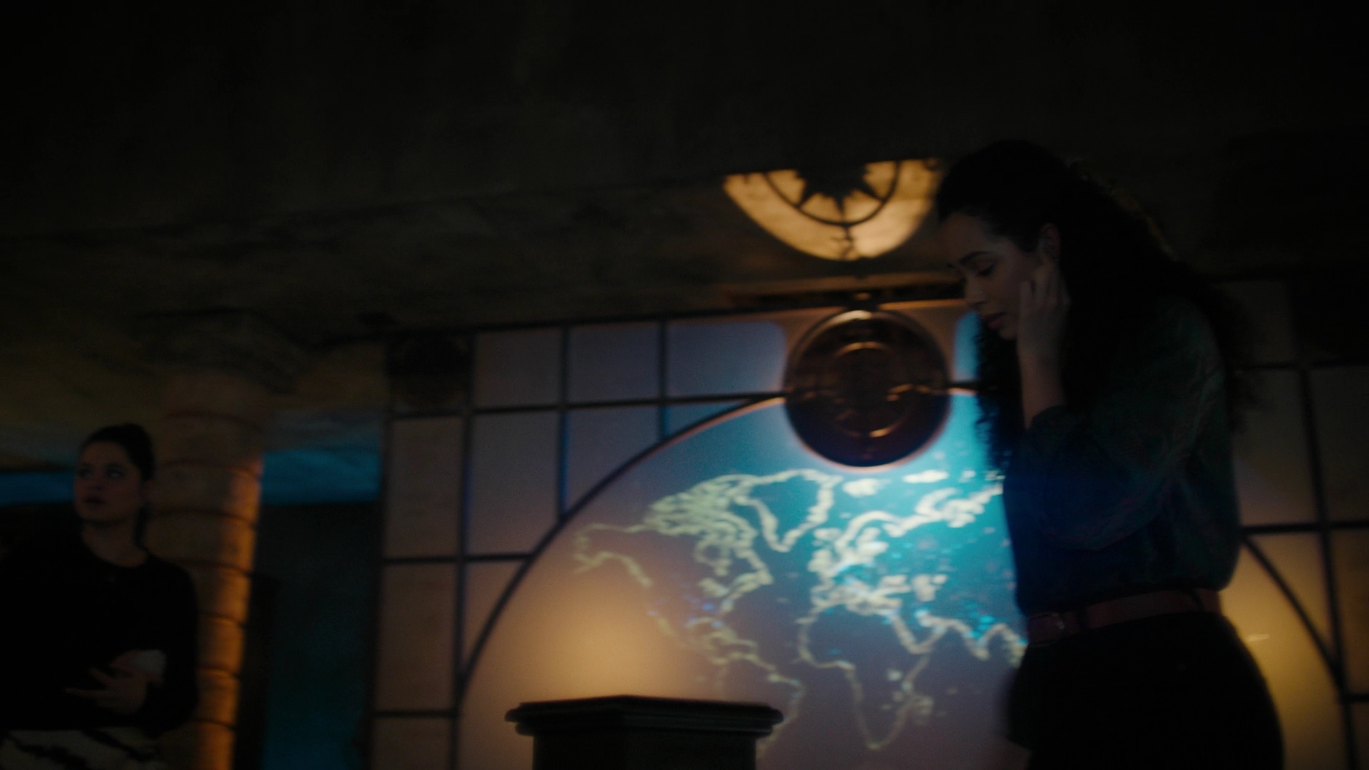 Charmed-Online-dot-nl_Charmed2x02SomeonesGoingToDie1285.jpg