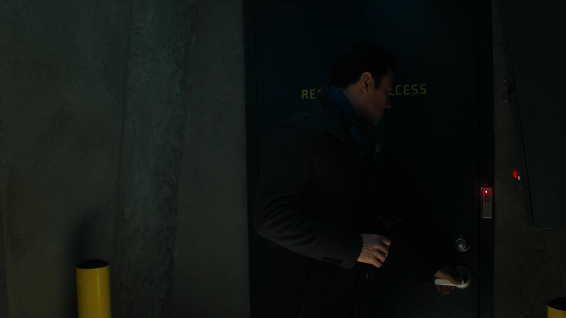 Charmed-Online-dot-nl_Charmed2x02SomeonesGoingToDie1380.jpg