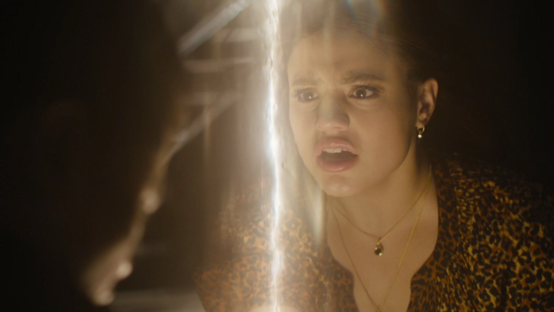 Charmed-Online-dot-nl_Charmed2x02SomeonesGoingToDie1521.jpg