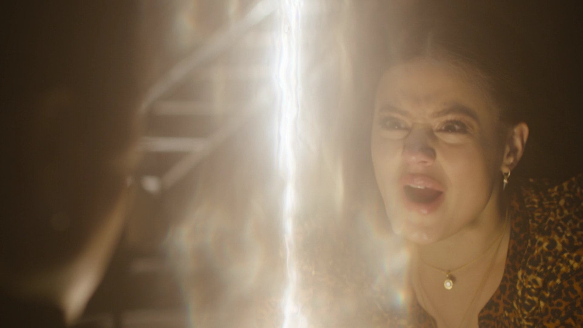Charmed-Online-dot-nl_Charmed2x02SomeonesGoingToDie1525.jpg