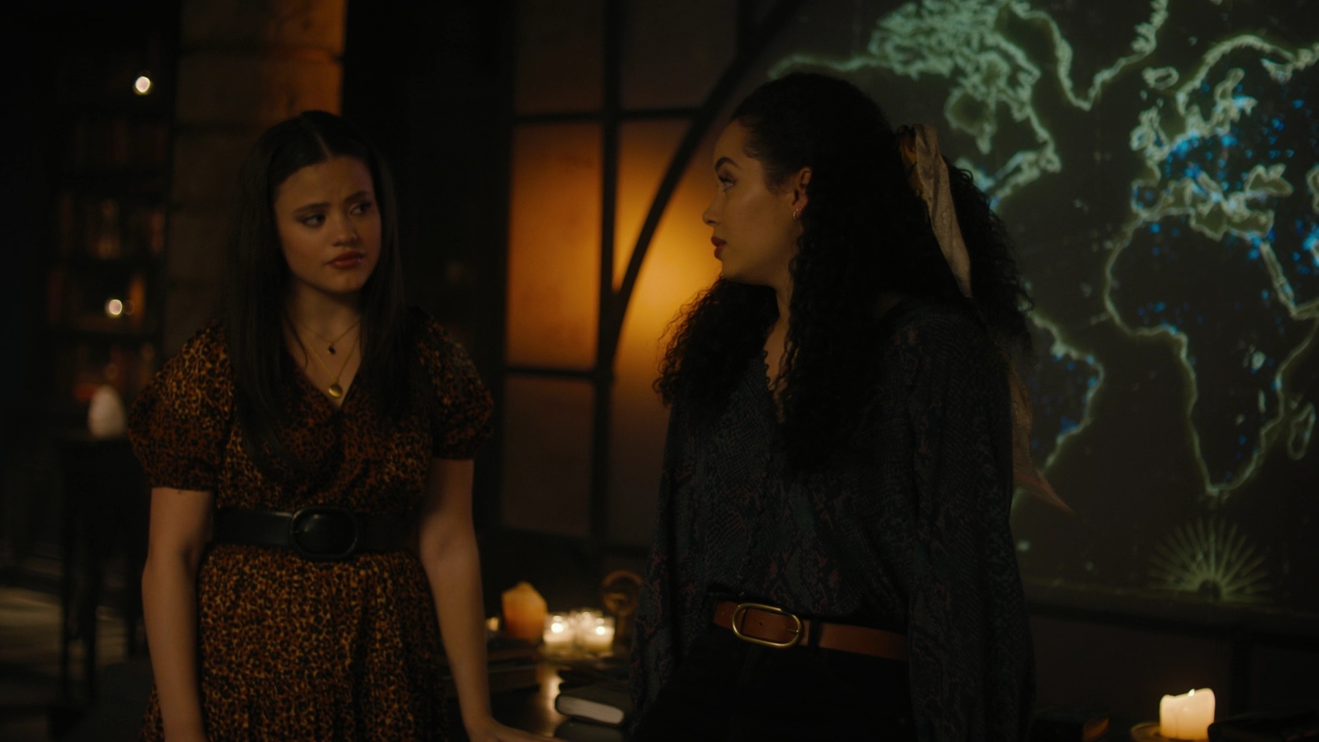 Charmed-Online-dot-nl_Charmed2x02SomeonesGoingToDie1716.jpg