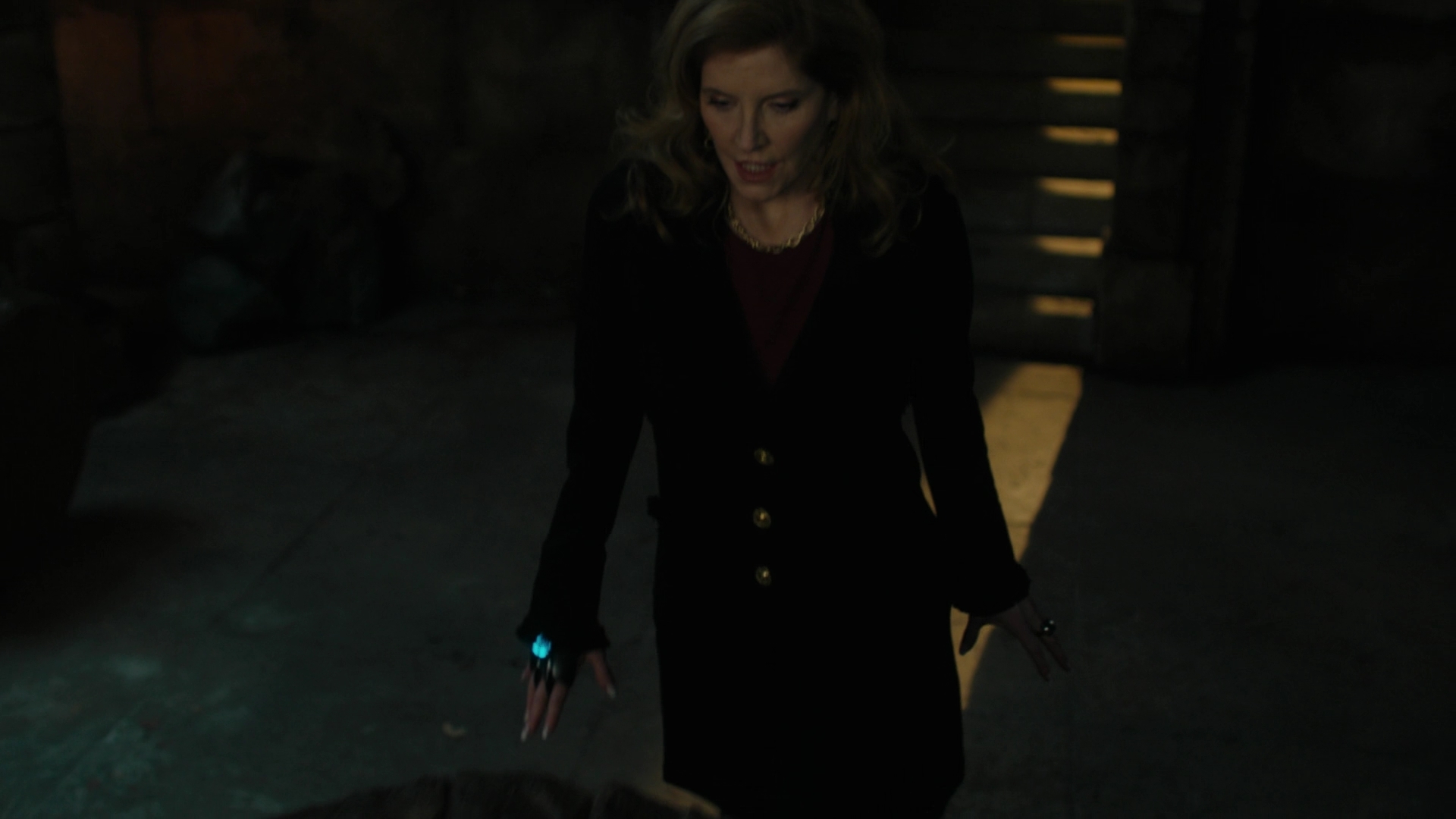 Charmed-Online-dot-nl_Charmed2x02SomeonesGoingToDie1805.jpg