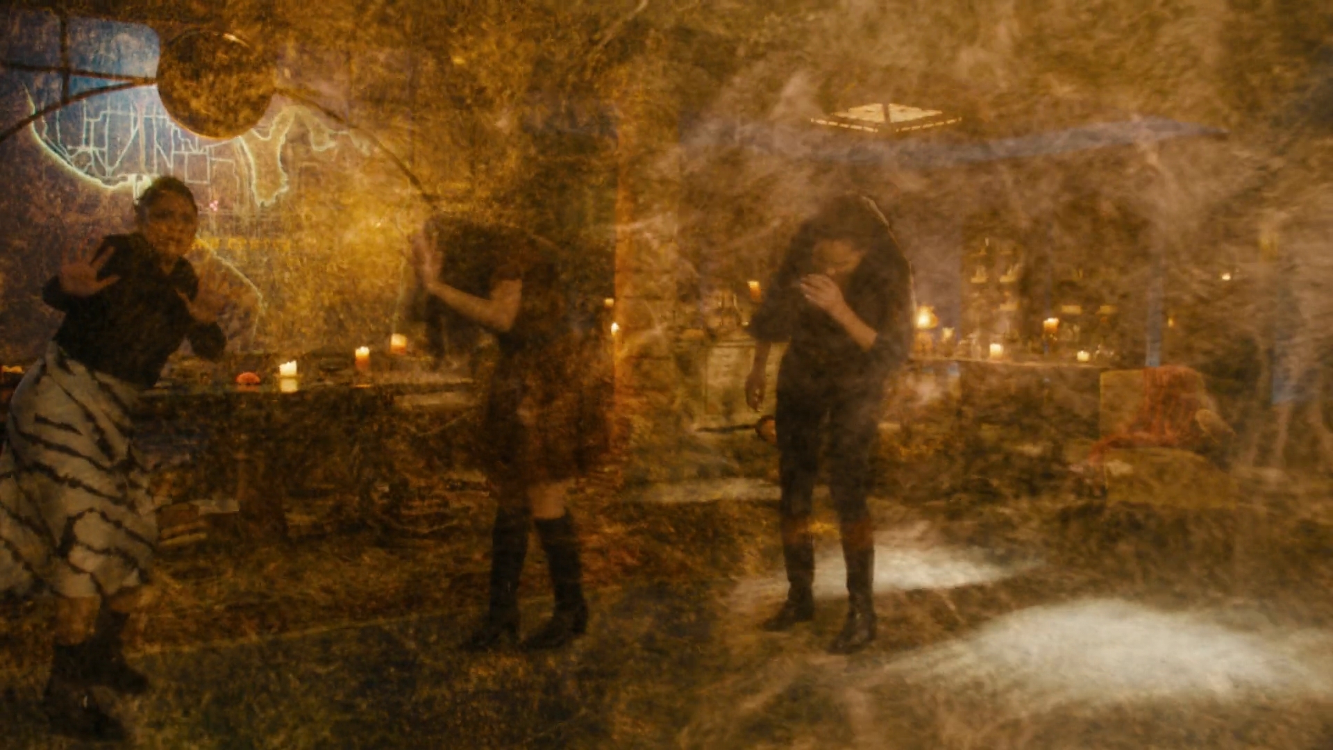 Charmed-Online-dot-nl_Charmed2x02SomeonesGoingToDie1918.jpg