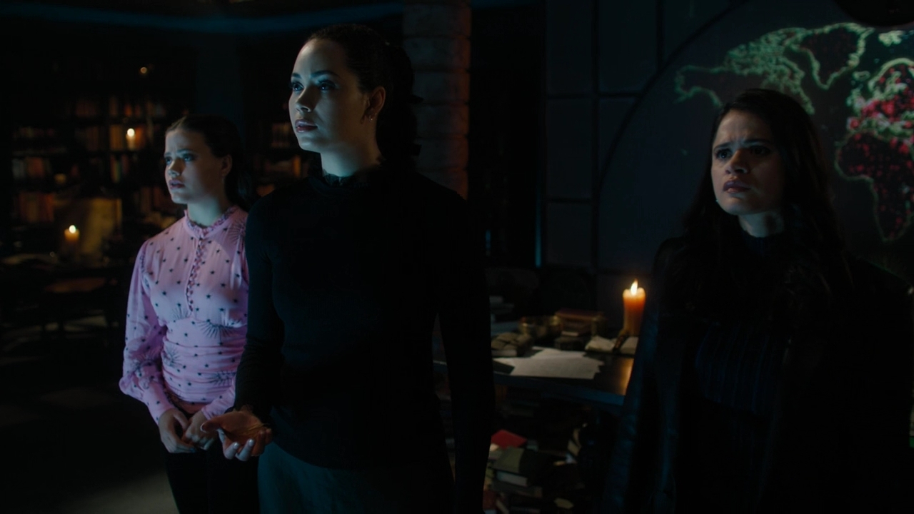 Charmed-Online-dot-nl_Charmed3x03Triage0068.jpg