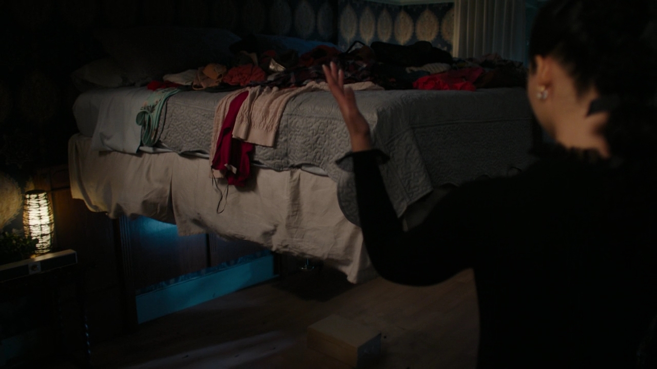 Charmed-Online-dot-nl_Charmed3x03Triage0684.jpg