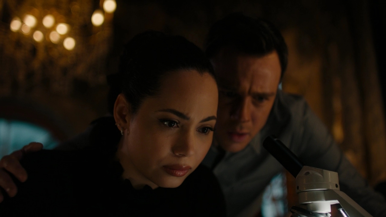 Charmed-Online-dot-nl_Charmed3x03Triage0724.jpg