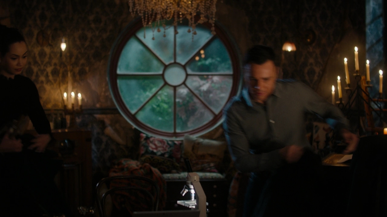 Charmed-Online-dot-nl_Charmed3x03Triage0758.jpg