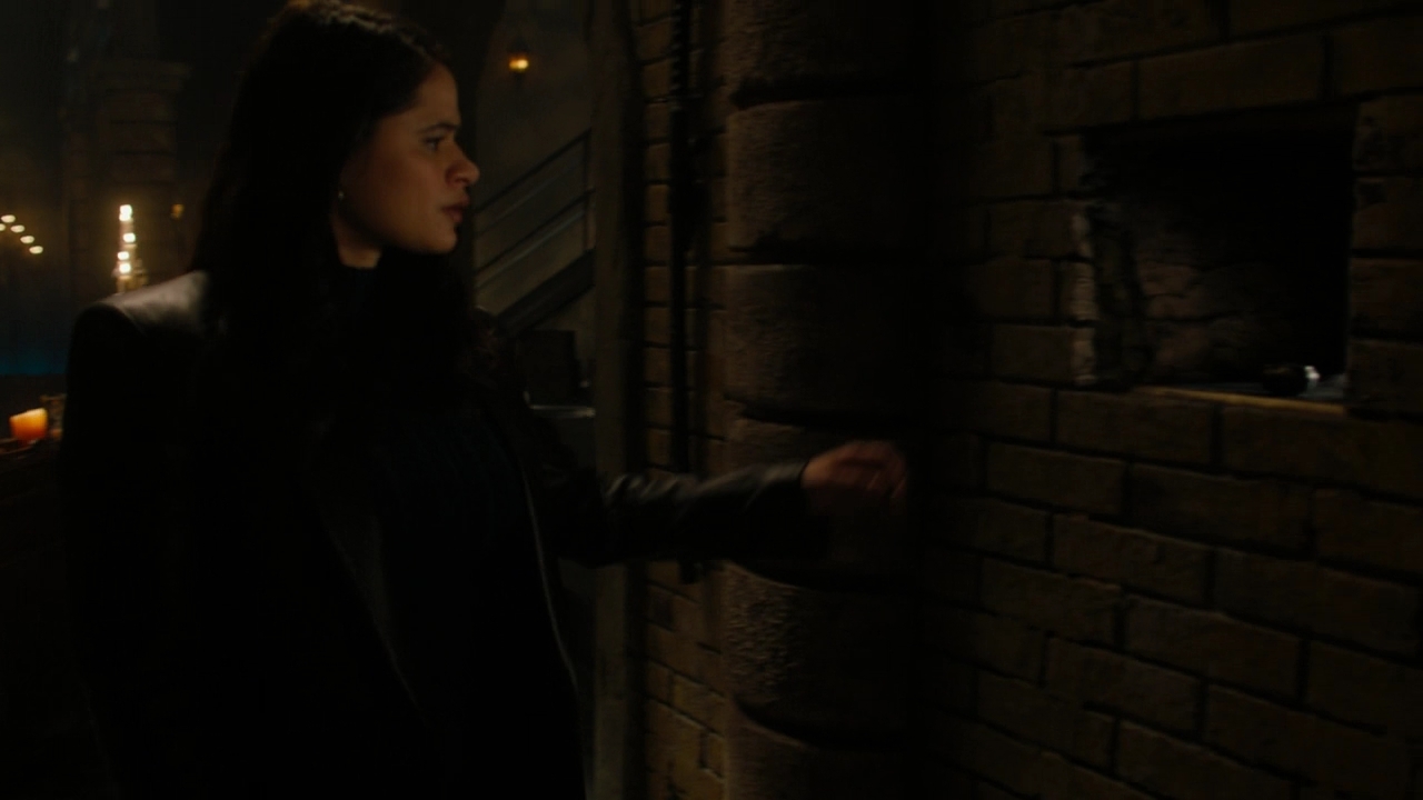 Charmed-Online-dot-nl_Charmed3x03Triage0878.jpg