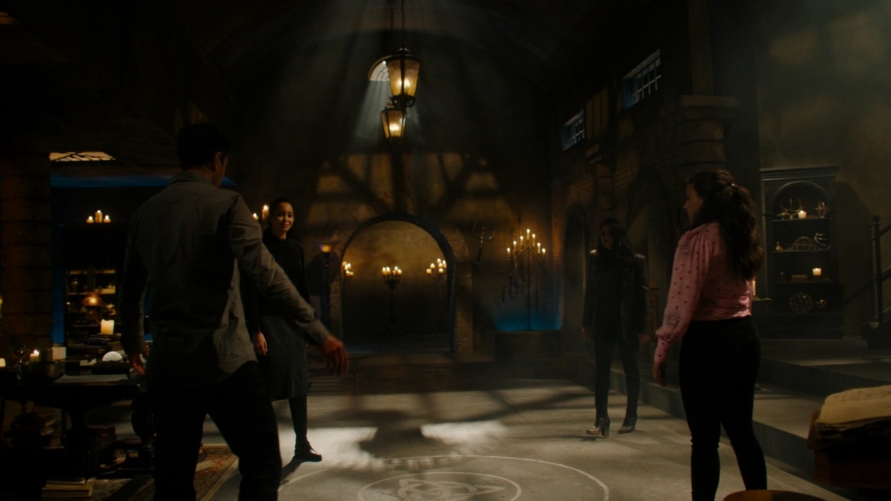 Charmed-Online-dot-nl_Charmed3x03Triage2116.jpg