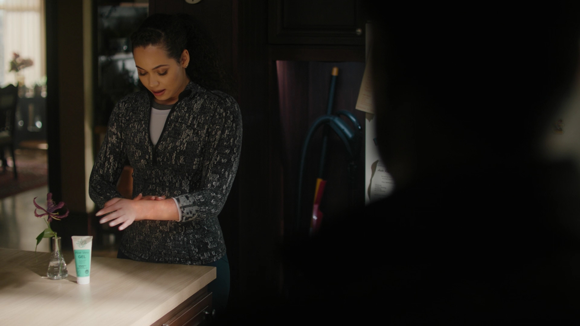 Charmed-Online-dot-nl_Charmed3x04YouCantTouchThis0104.jpg