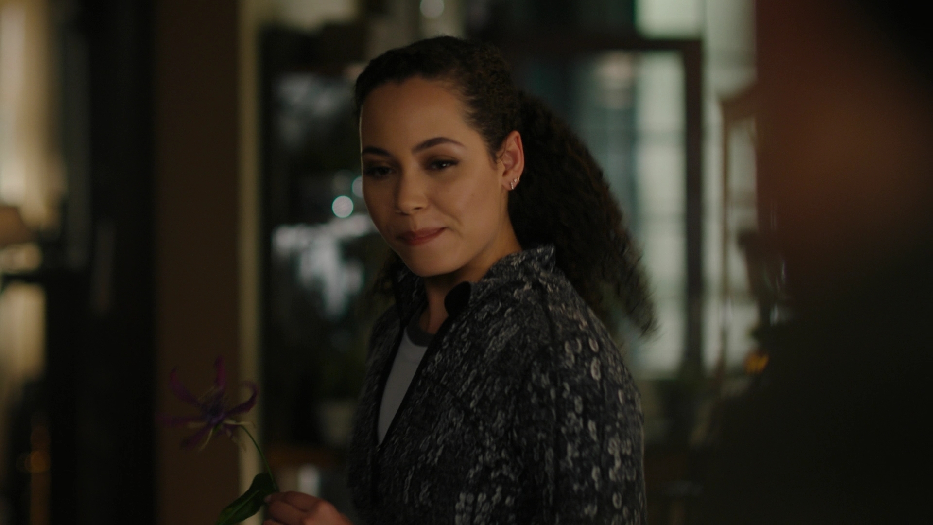 Charmed-Online-dot-nl_Charmed3x04YouCantTouchThis0178.jpg