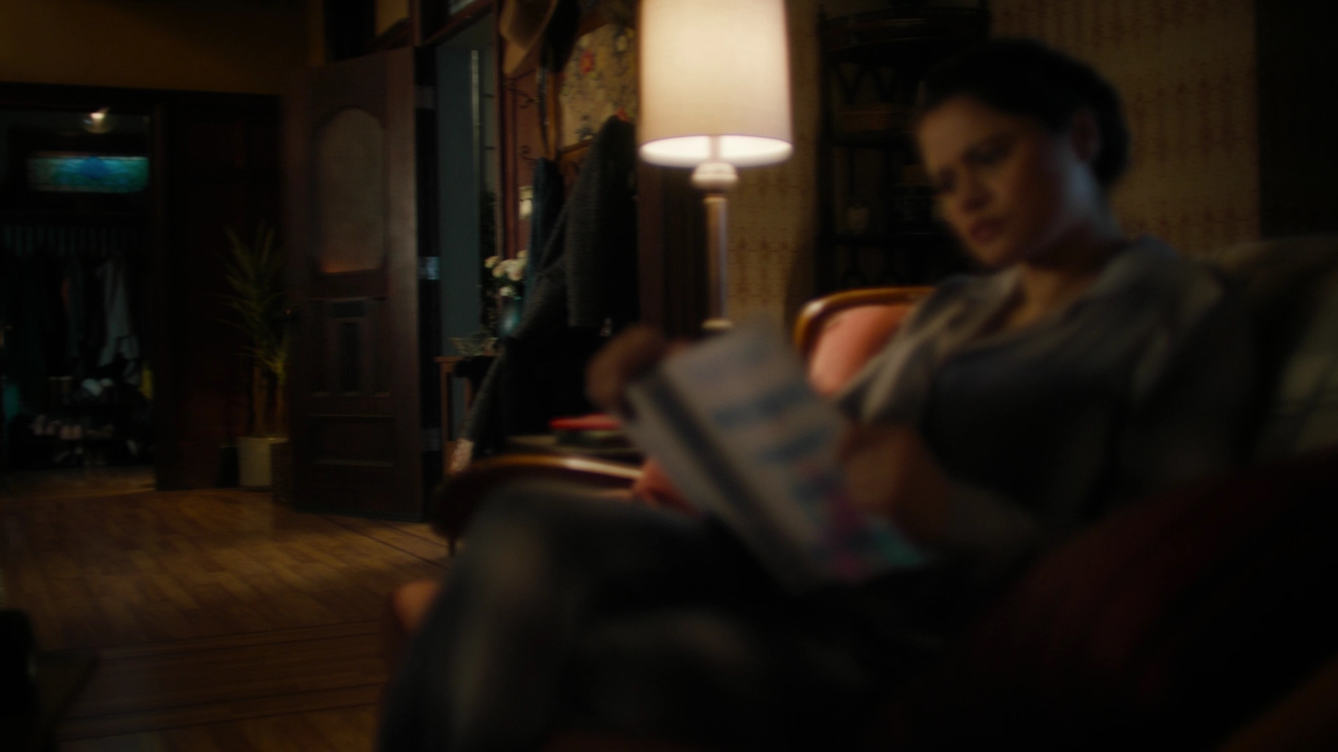 Charmed-Online-dot-nl_Charmed3x04YouCantTouchThis0702.jpg