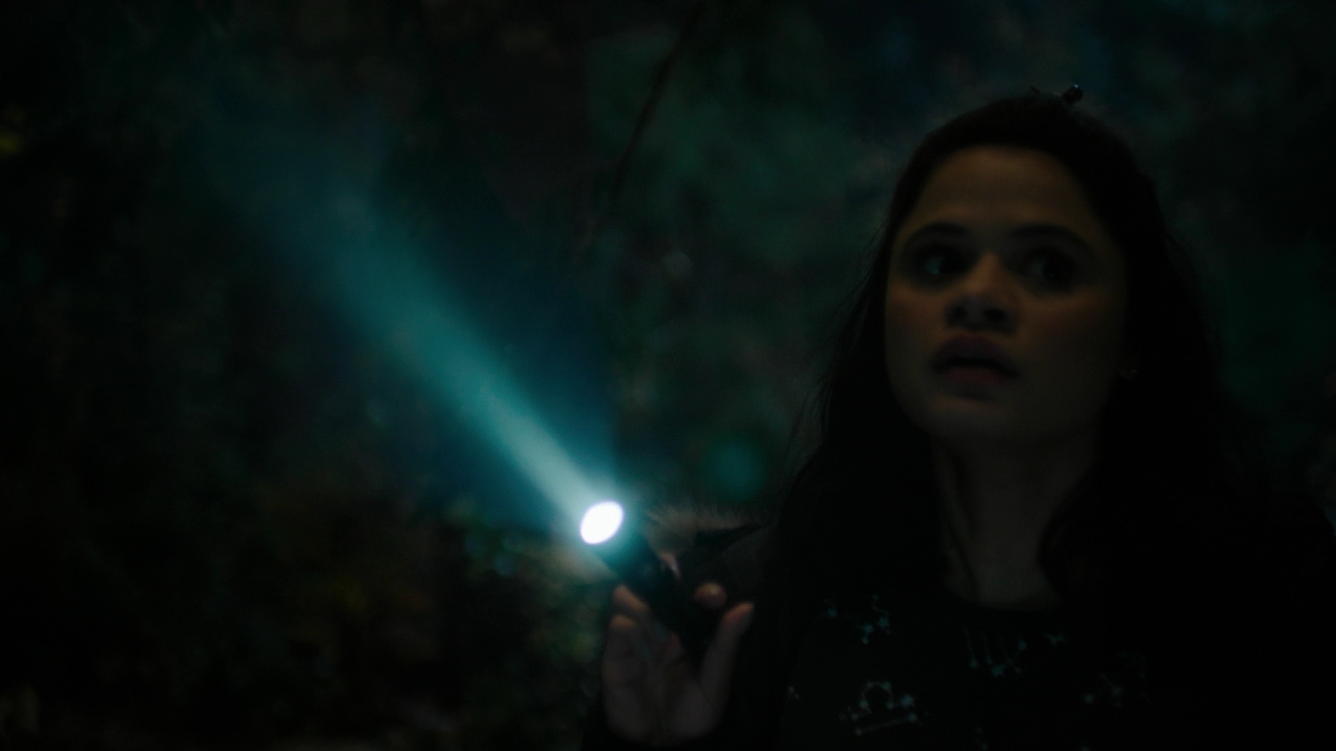 Charmed-Online-dot-nl_Charmed3x04YouCantTouchThis1872.jpg