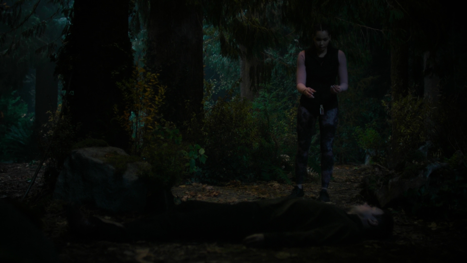 Charmed-Online-dot-nl_Charmed3x04YouCantTouchThis1906.jpg