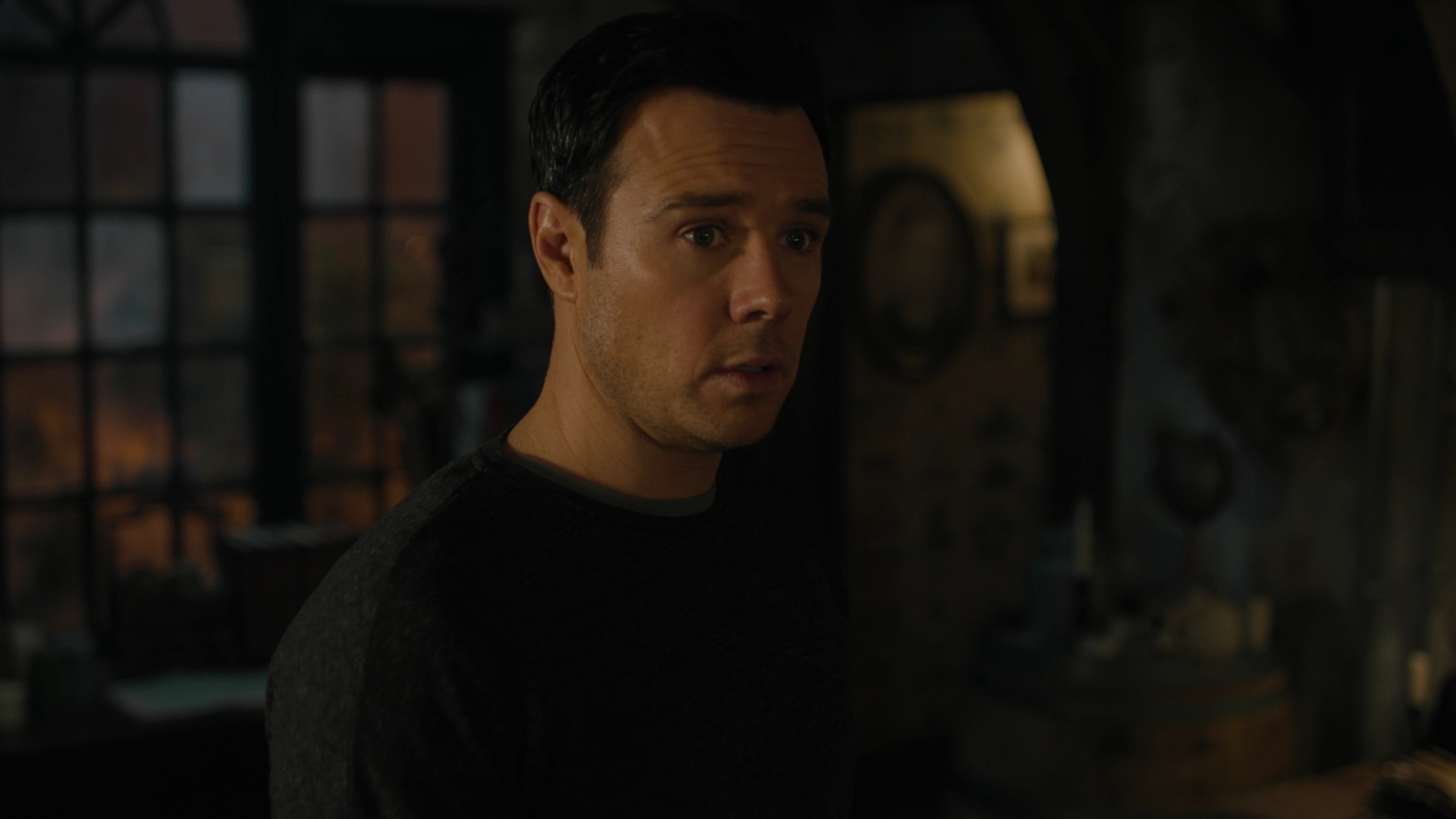 Charmed-Online-dot-nl_Charmed3x04YouCantTouchThis2080.jpg