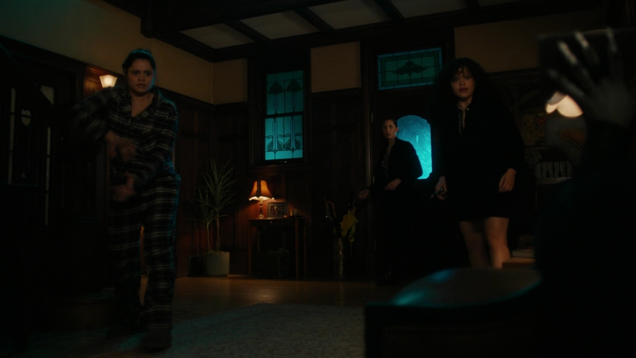 Charmed-Online-dot-nl_Charmed3x06PrivateEnemyNo1-2059.jpg Charmed-Online-dot-nl_Charmed3x06PrivateEnemyNo1-2059.jpg