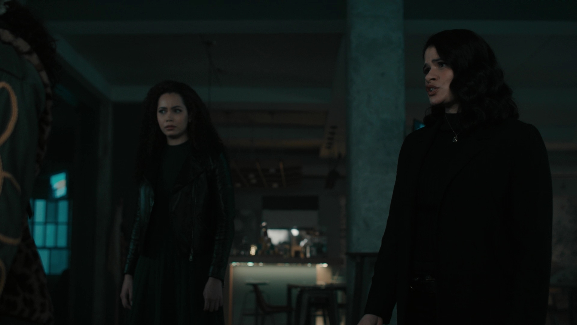 Charmed-Online-dot-nl_Charmed3x07WitchWayOut0778.jpg