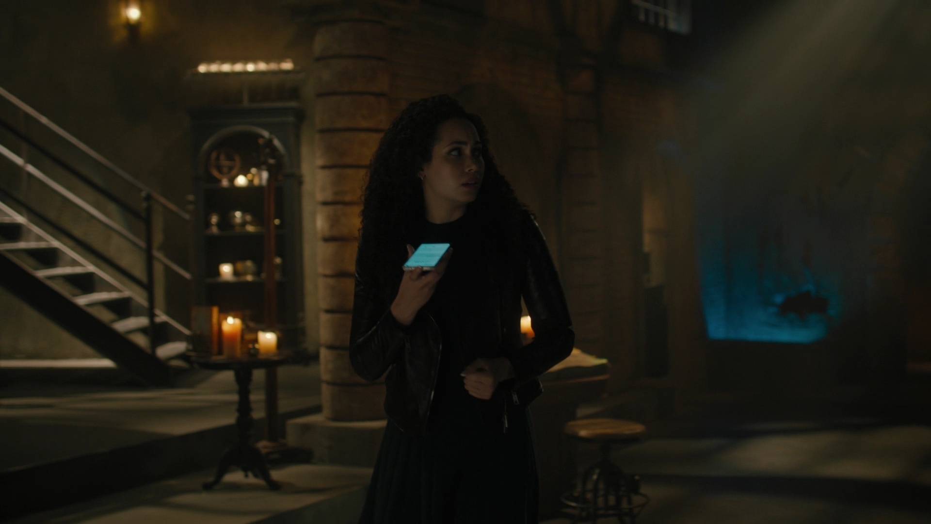 Charmed-Online-dot-nl_Charmed3x07WitchWayOut0978.jpg