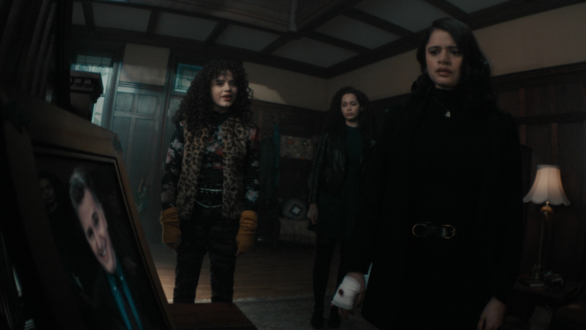 Charmed-Online-dot-nl_Charmed3x07WitchWayOut1395.jpg