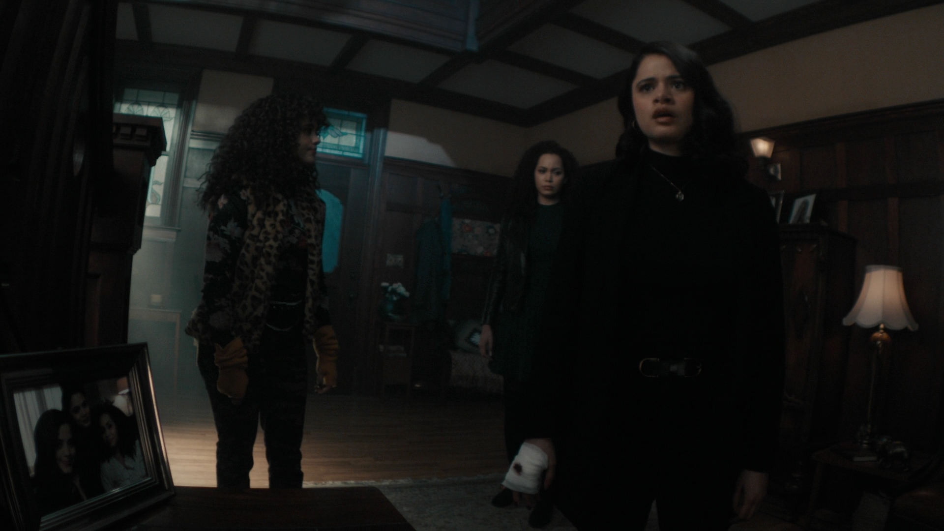 Charmed-Online-dot-nl_Charmed3x07WitchWayOut1716.jpg