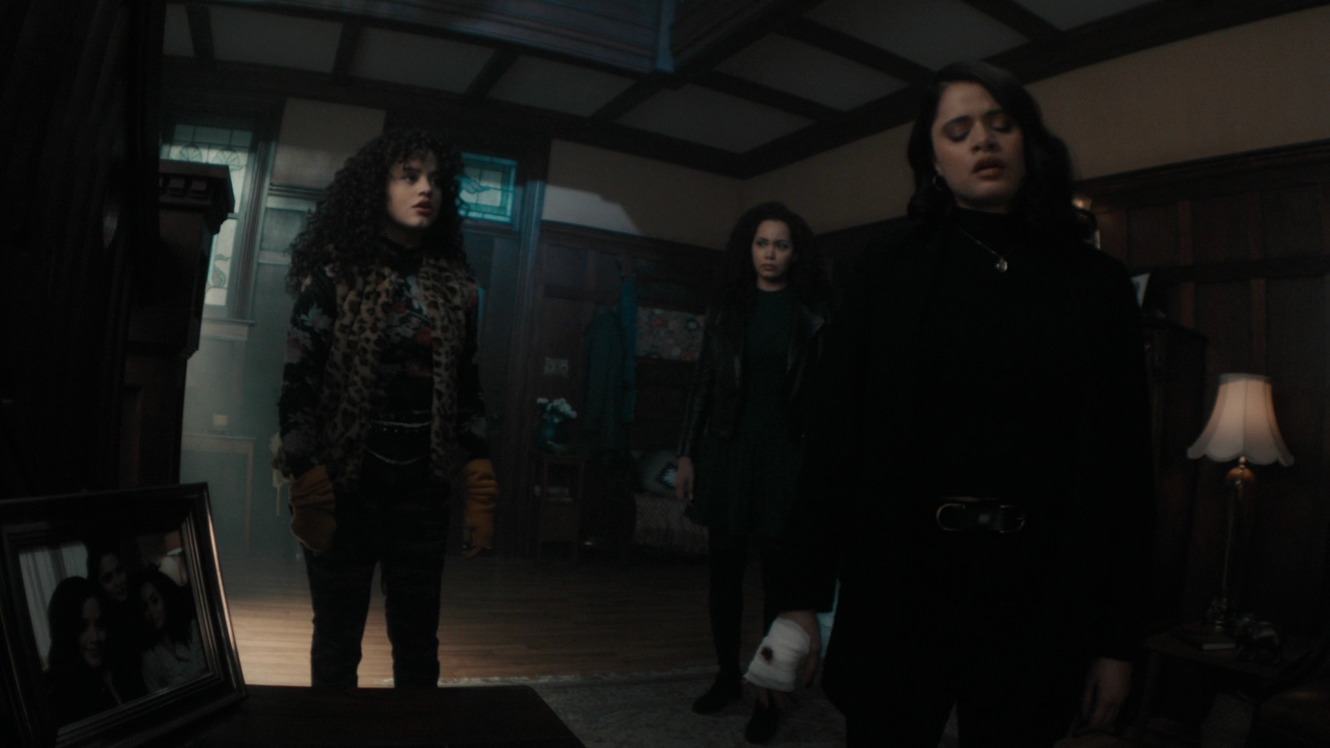 Charmed-Online-dot-nl_Charmed3x07WitchWayOut1717.jpg