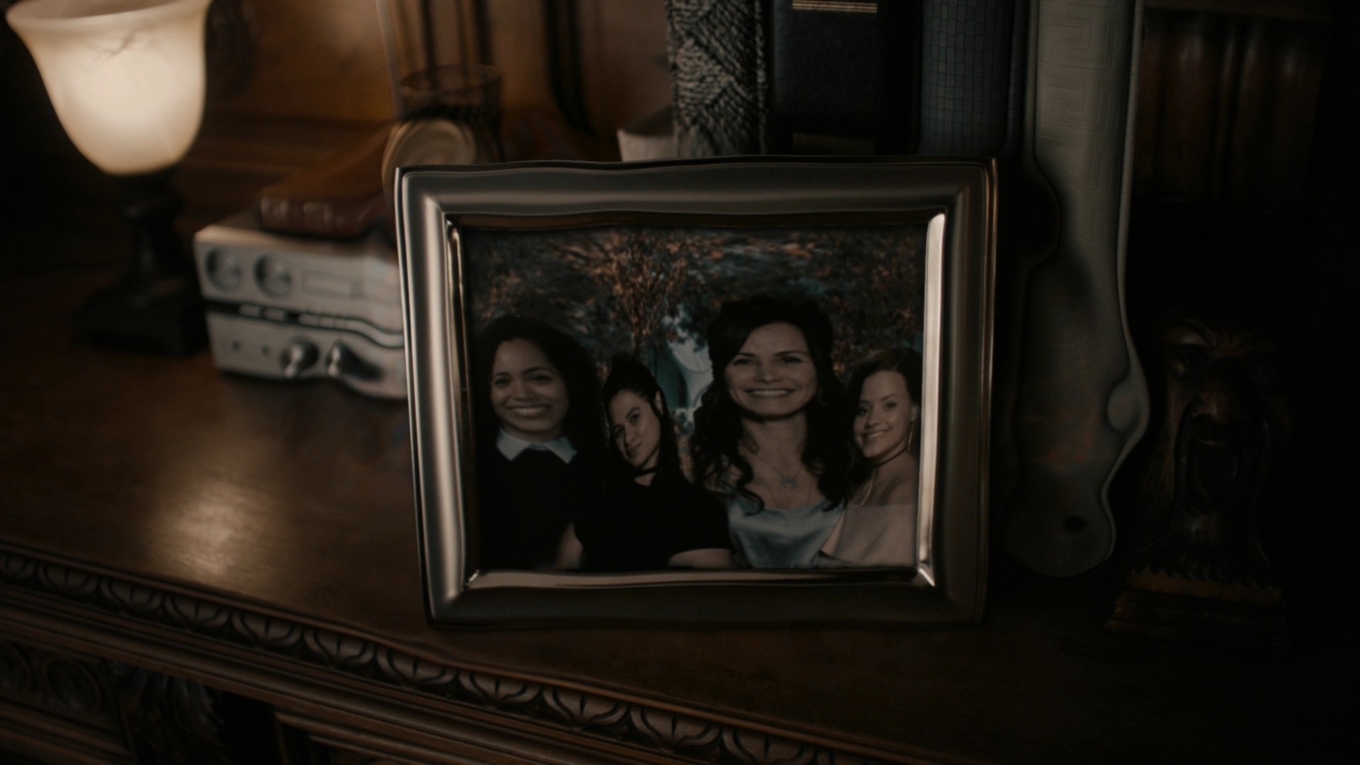 Charmed-Online-dot-nl_Charmed3x07WitchWayOut1988.jpg