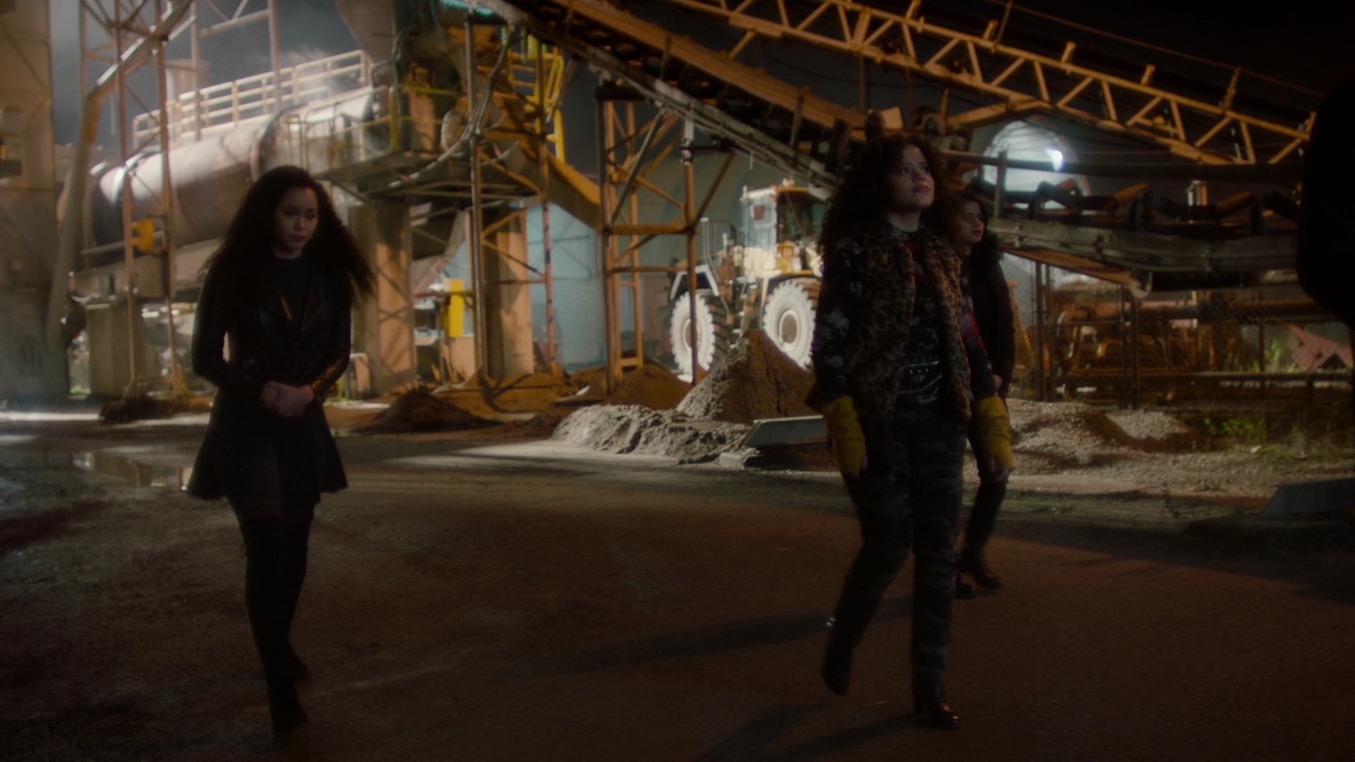 Charmed-Online-dot-nl_Charmed3x07WitchWayOut2156.jpg
