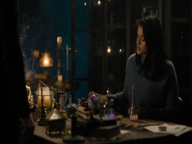 Charmed-Online-dot-nl_Charmed3x08OTheTangledWeb1217.jpg