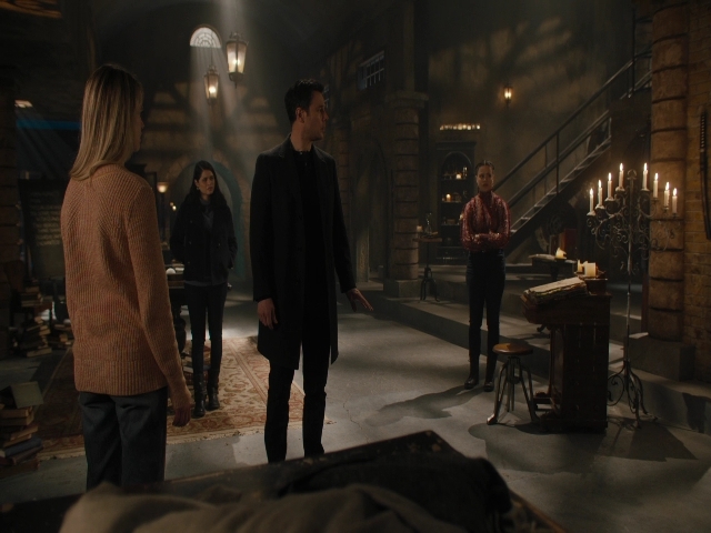 Charmed-Online-dot-nl_Charmed3x08OTheTangledWeb1660.jpg