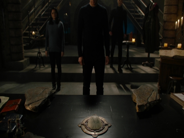 Charmed-Online-dot-nl_Charmed3x08OTheTangledWeb2409.jpg