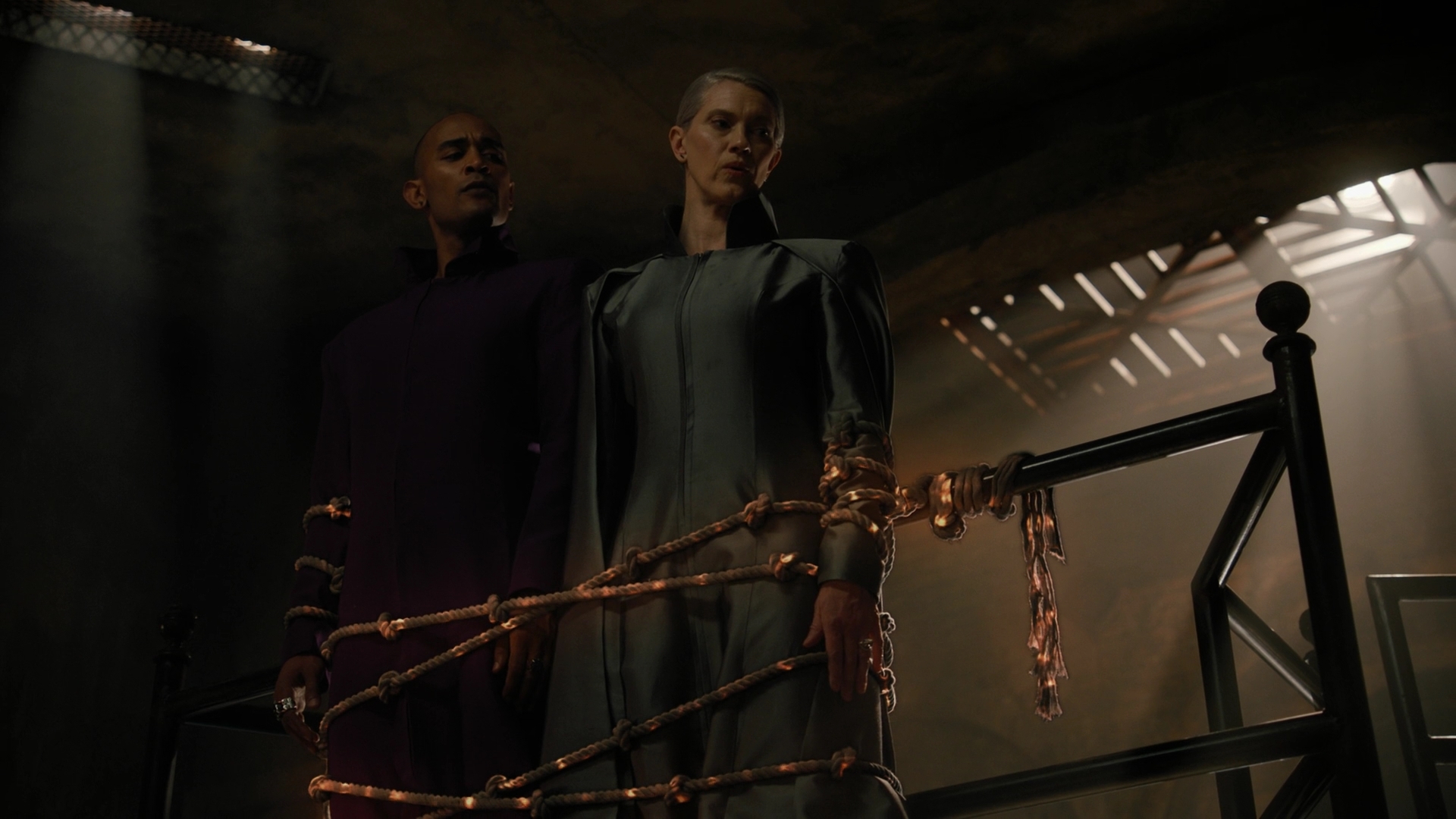 Charmed-Online-dot-nl_Charmed3x10BrujaHa1486.jpg