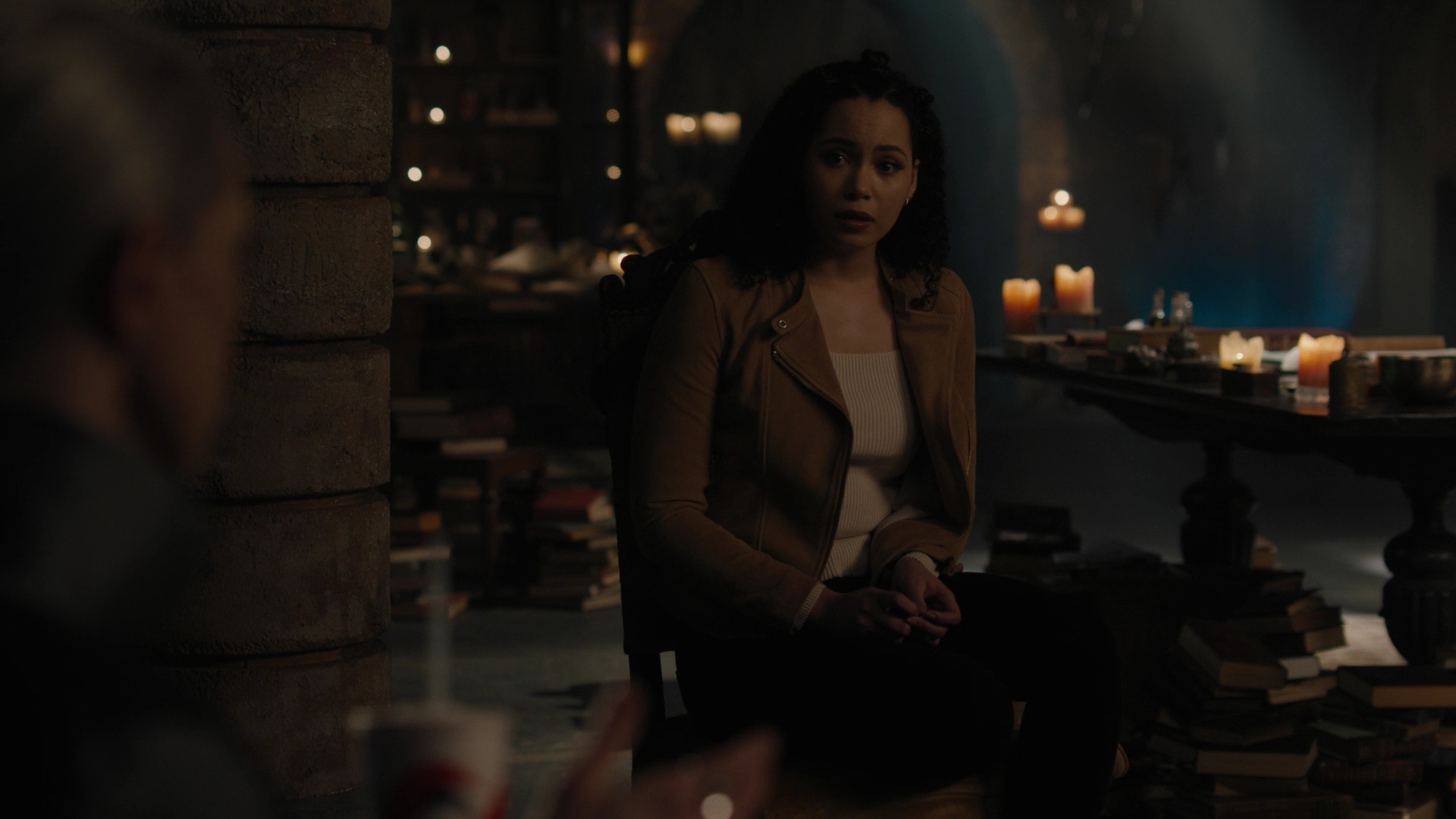 Charmed-Online-dot-nl_Charmed3x10BrujaHa2070.jpg