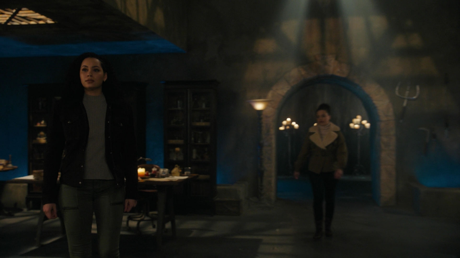 Charmed-Online-dot-nl_Charmed3x10BrujaHa2357.jpg