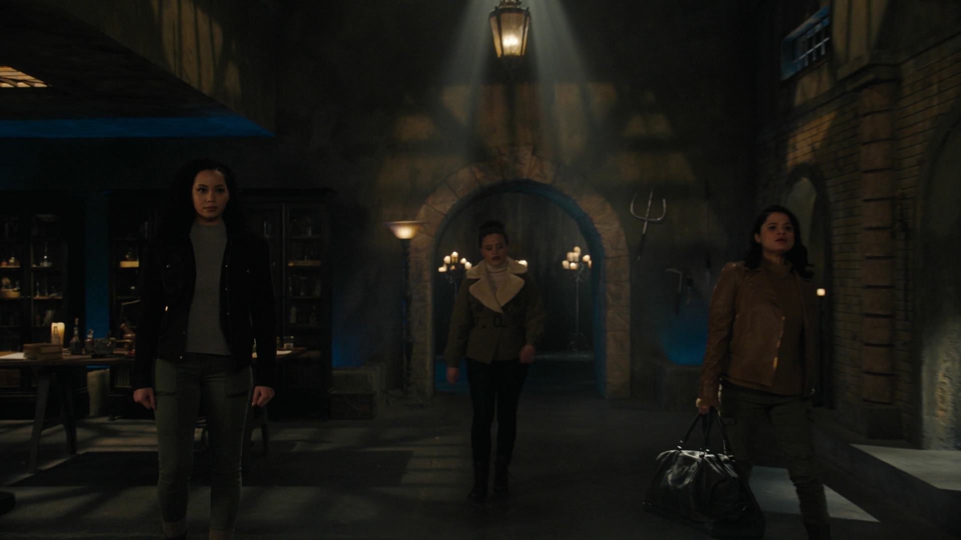 Charmed-Online-dot-nl_Charmed3x10BrujaHa2358.jpg Charmed-Online-dot-nl_Charmed3x10BrujaHa2358.jpg