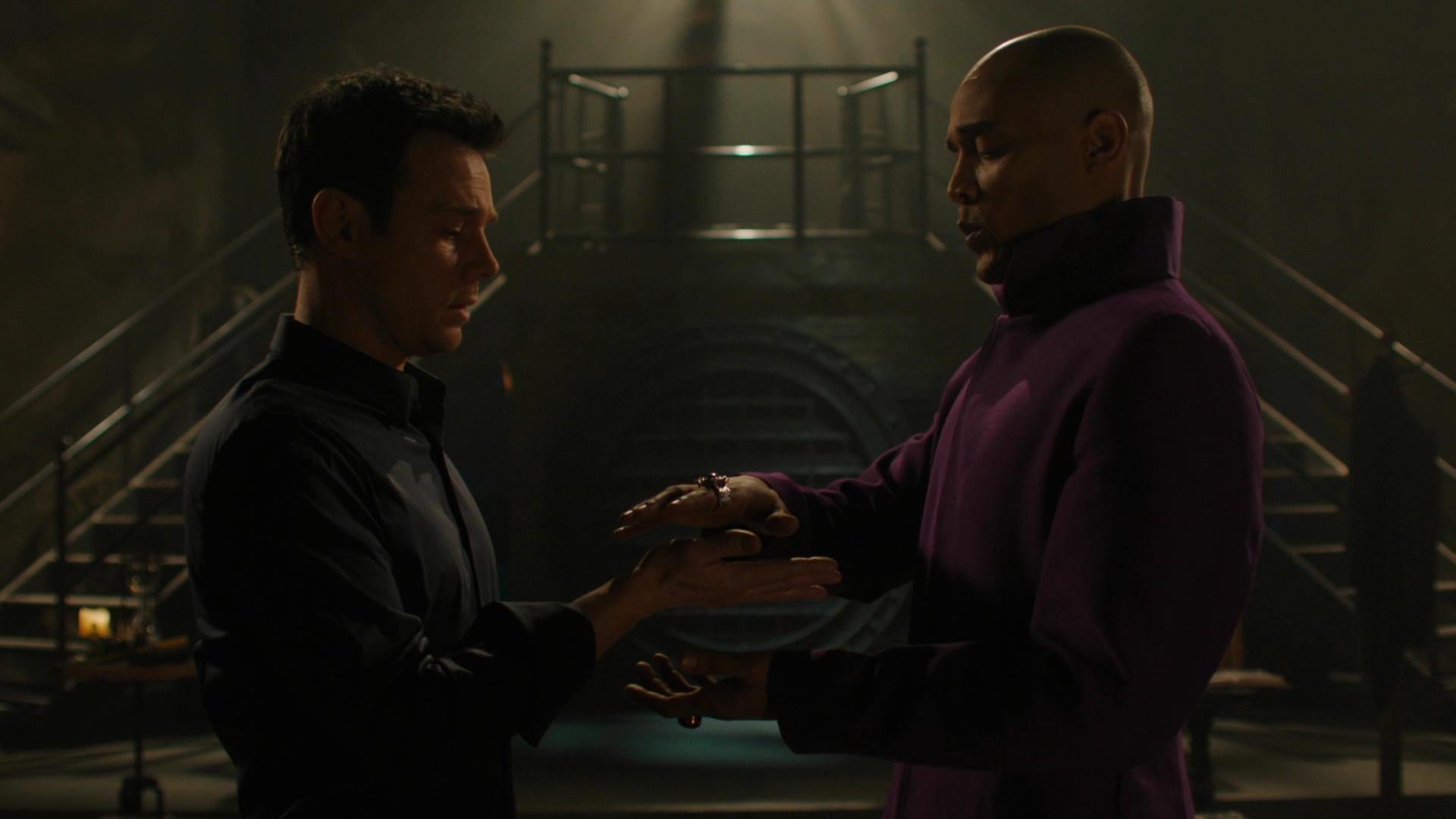 Charmed-Online-dot-nl_Charmed3x12SpectralHealing0301.jpg