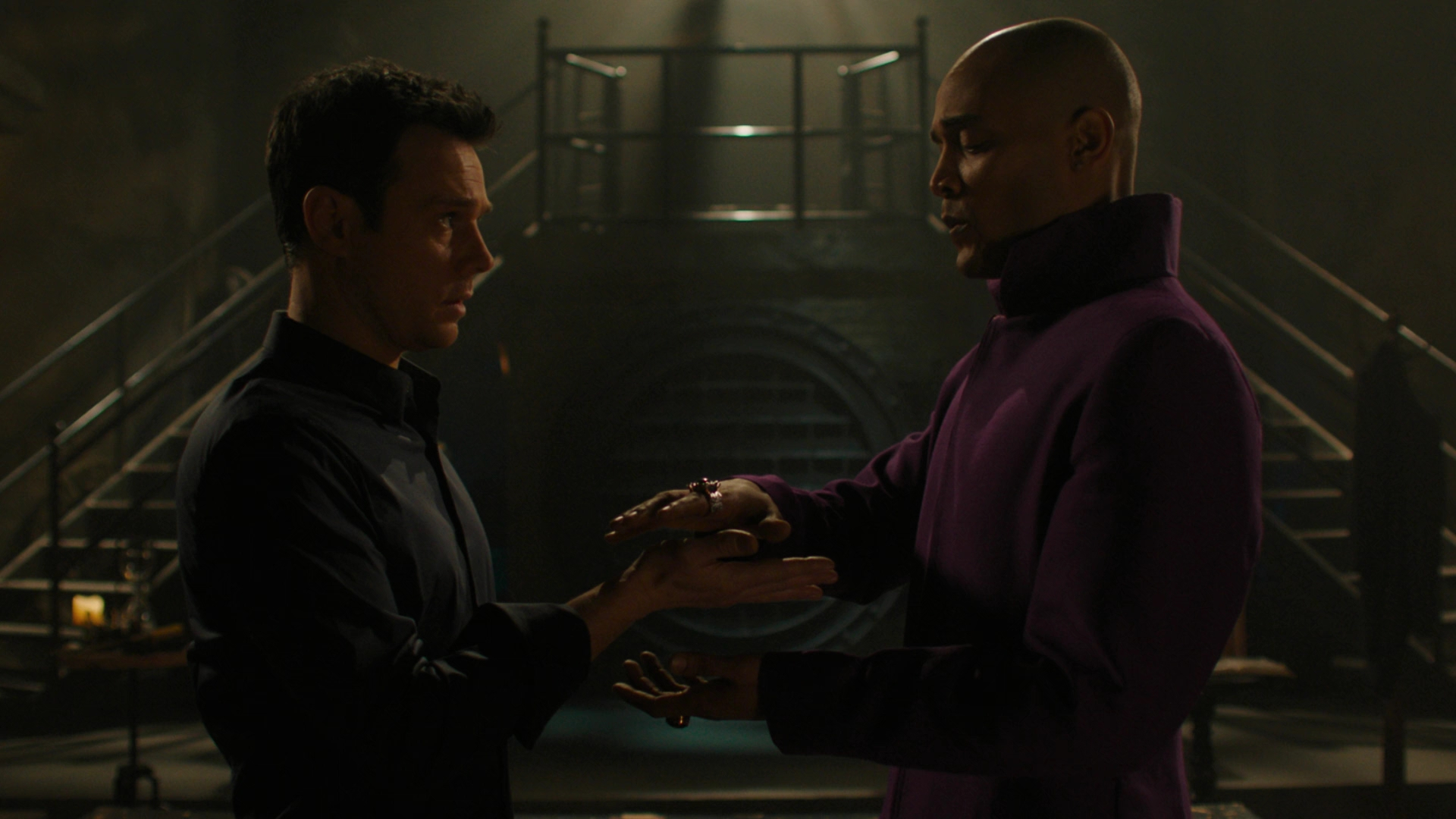 Charmed-Online-dot-nl_Charmed3x12SpectralHealing0302.jpg