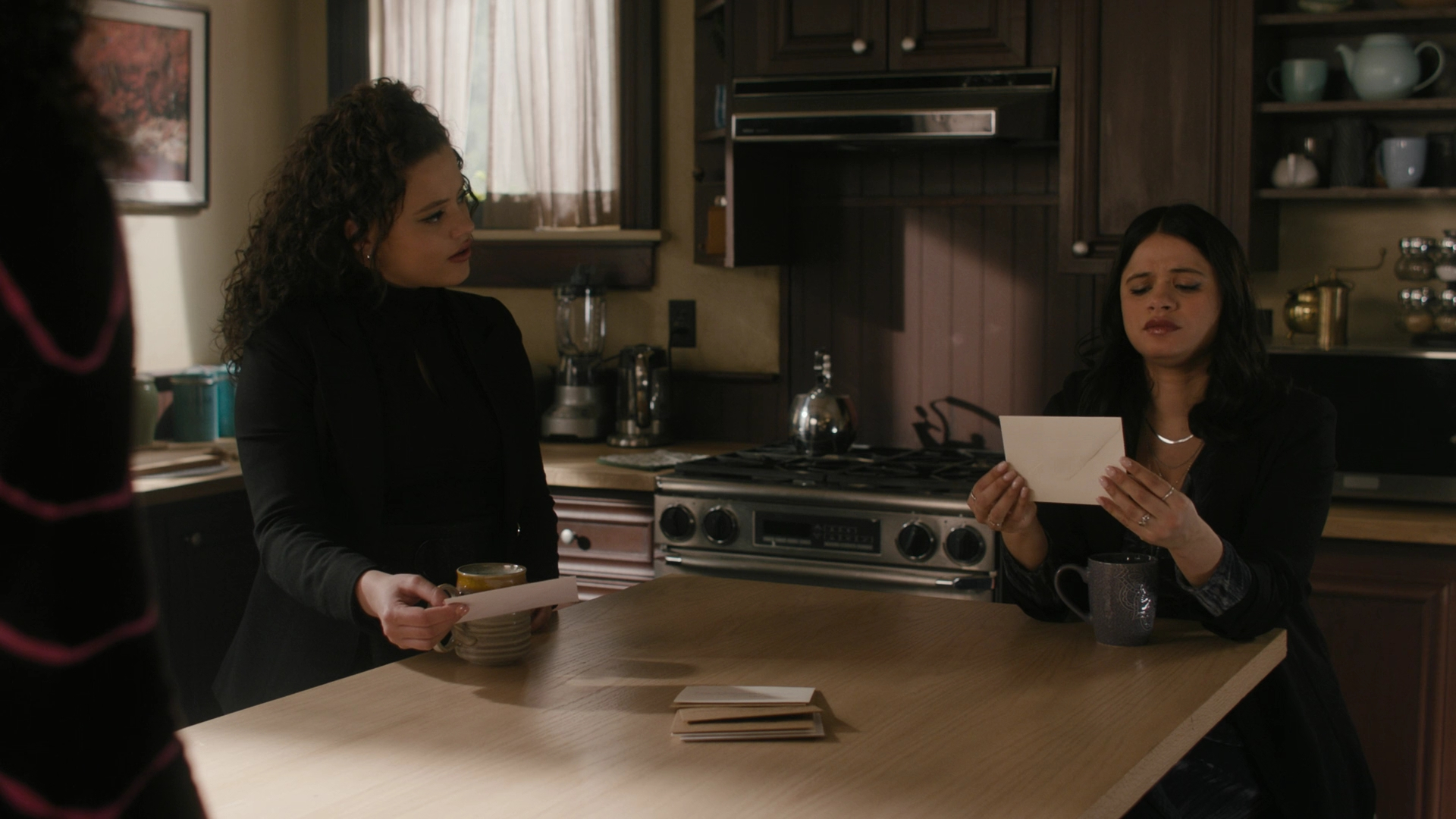 Charmed-Online-dot-nl_Charmed3x12SpectralHealing0403.jpg