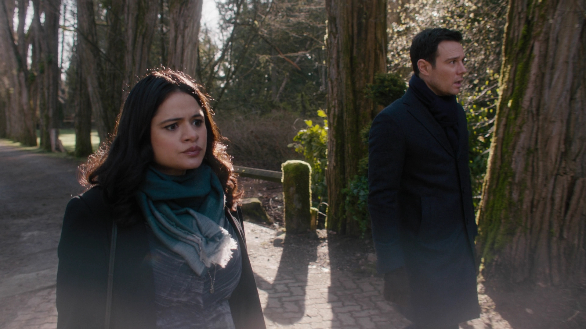 Charmed-Online-dot-nl_Charmed3x12SpectralHealing0572.jpg