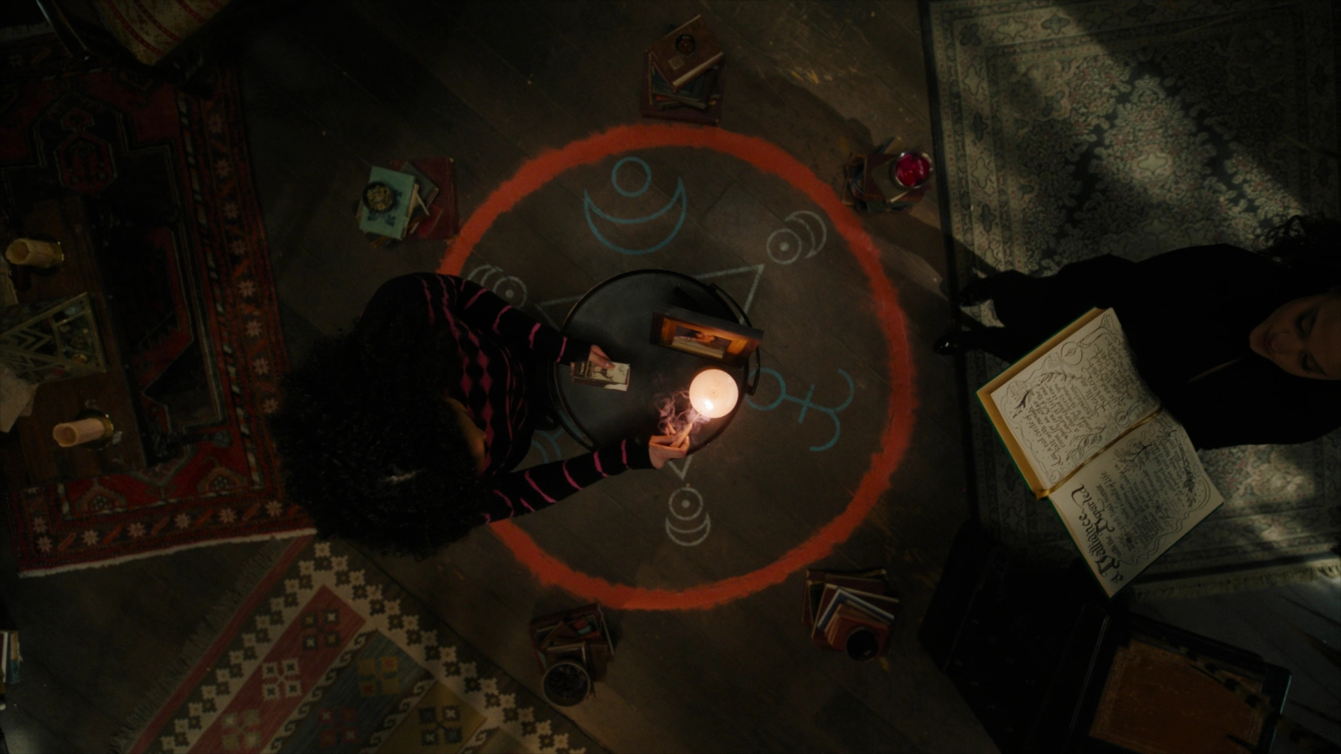 Charmed-Online-dot-nl_Charmed3x12SpectralHealing0609.jpg