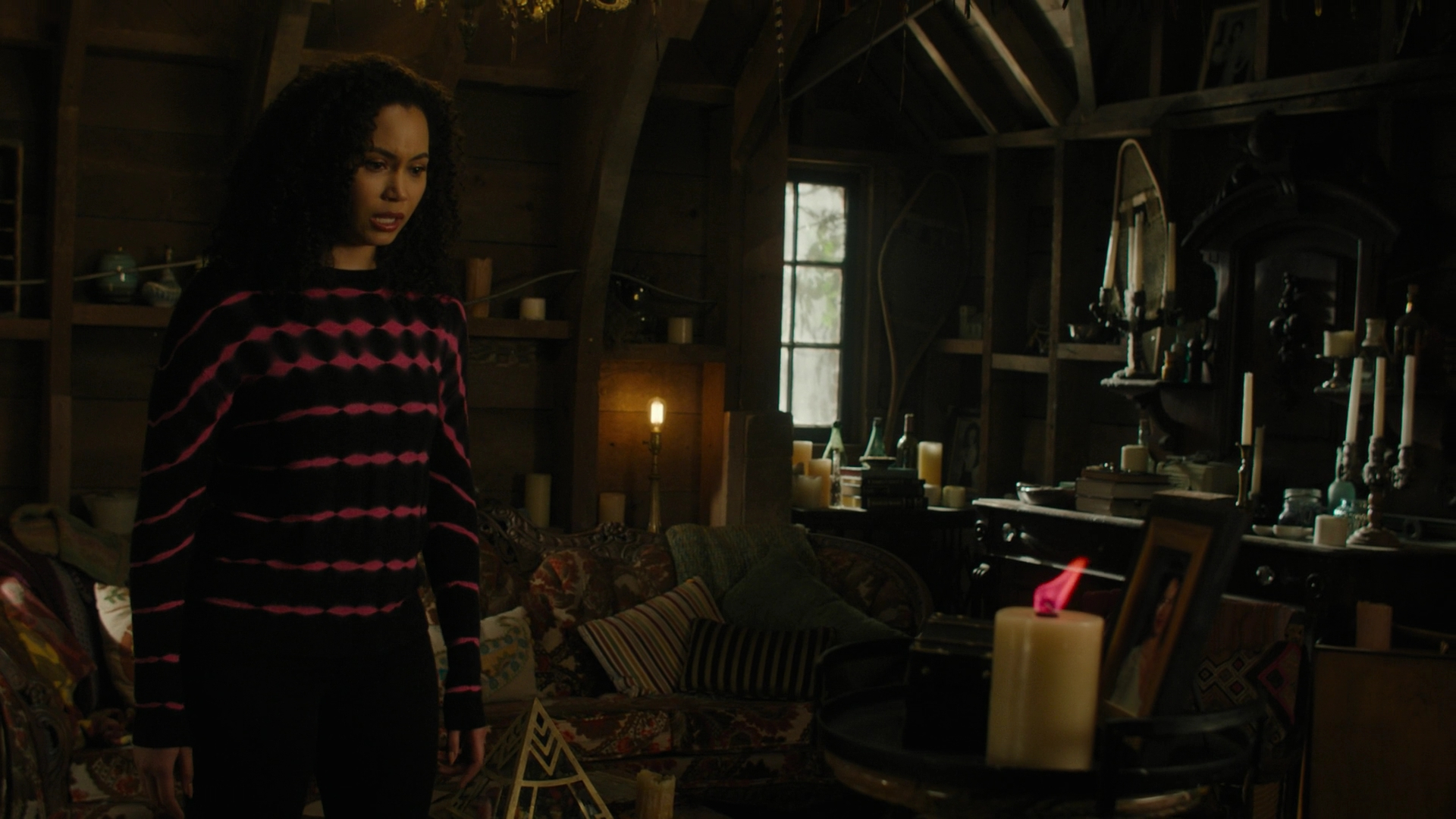 Charmed-Online-dot-nl_Charmed3x12SpectralHealing0640.jpg