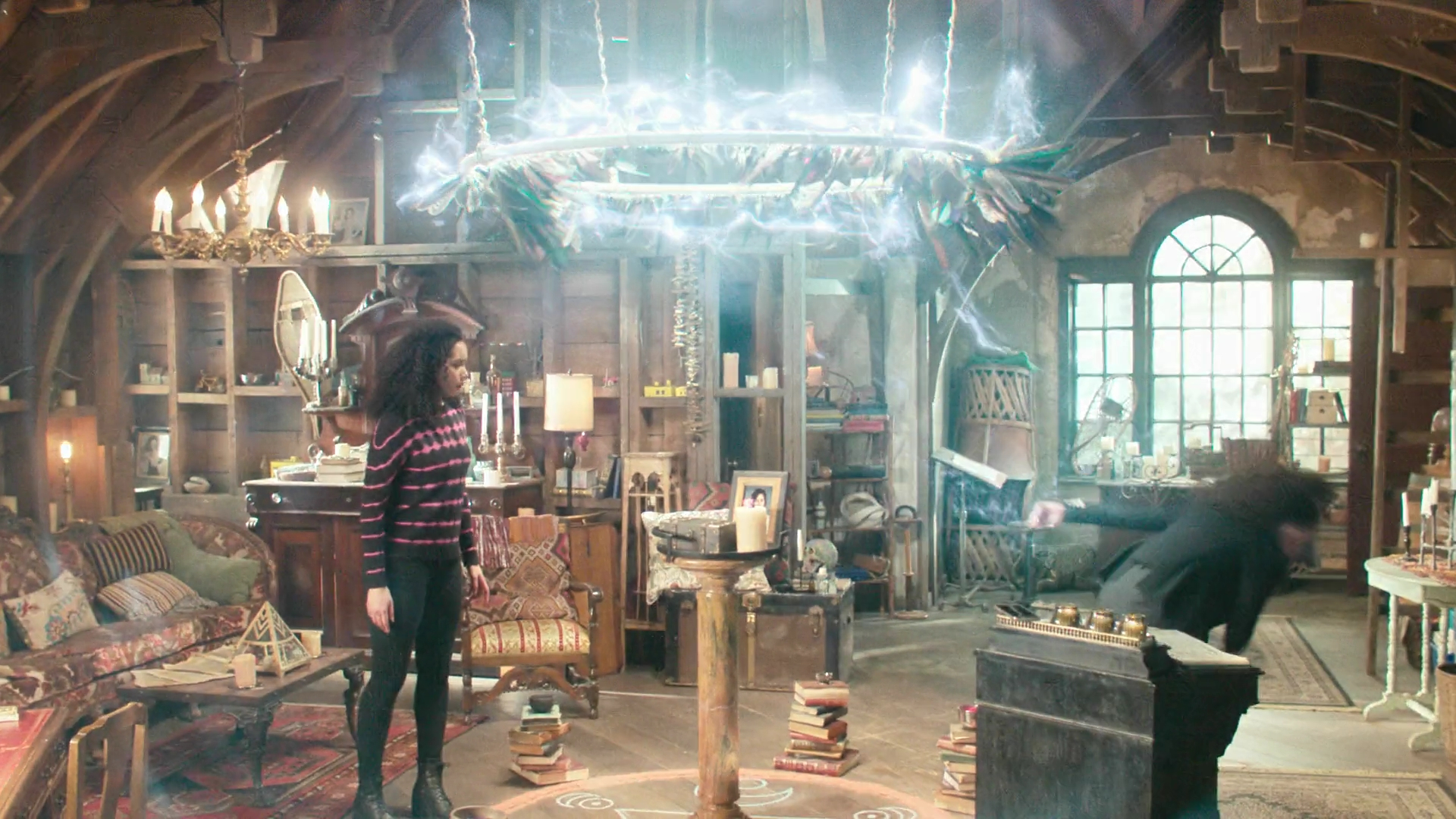 Charmed-Online-dot-nl_Charmed3x12SpectralHealing0659.jpg