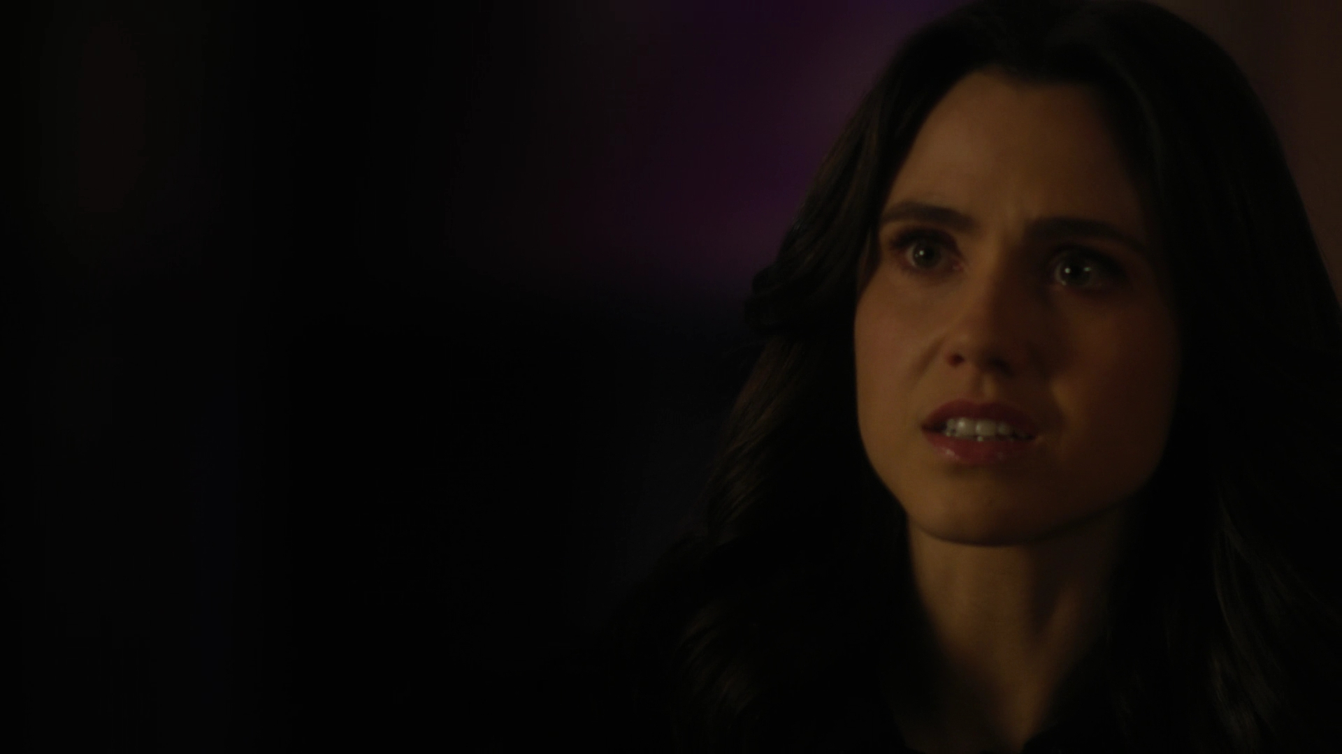 Charmed-Online-dot-nl_Charmed3x12SpectralHealing1039.jpg